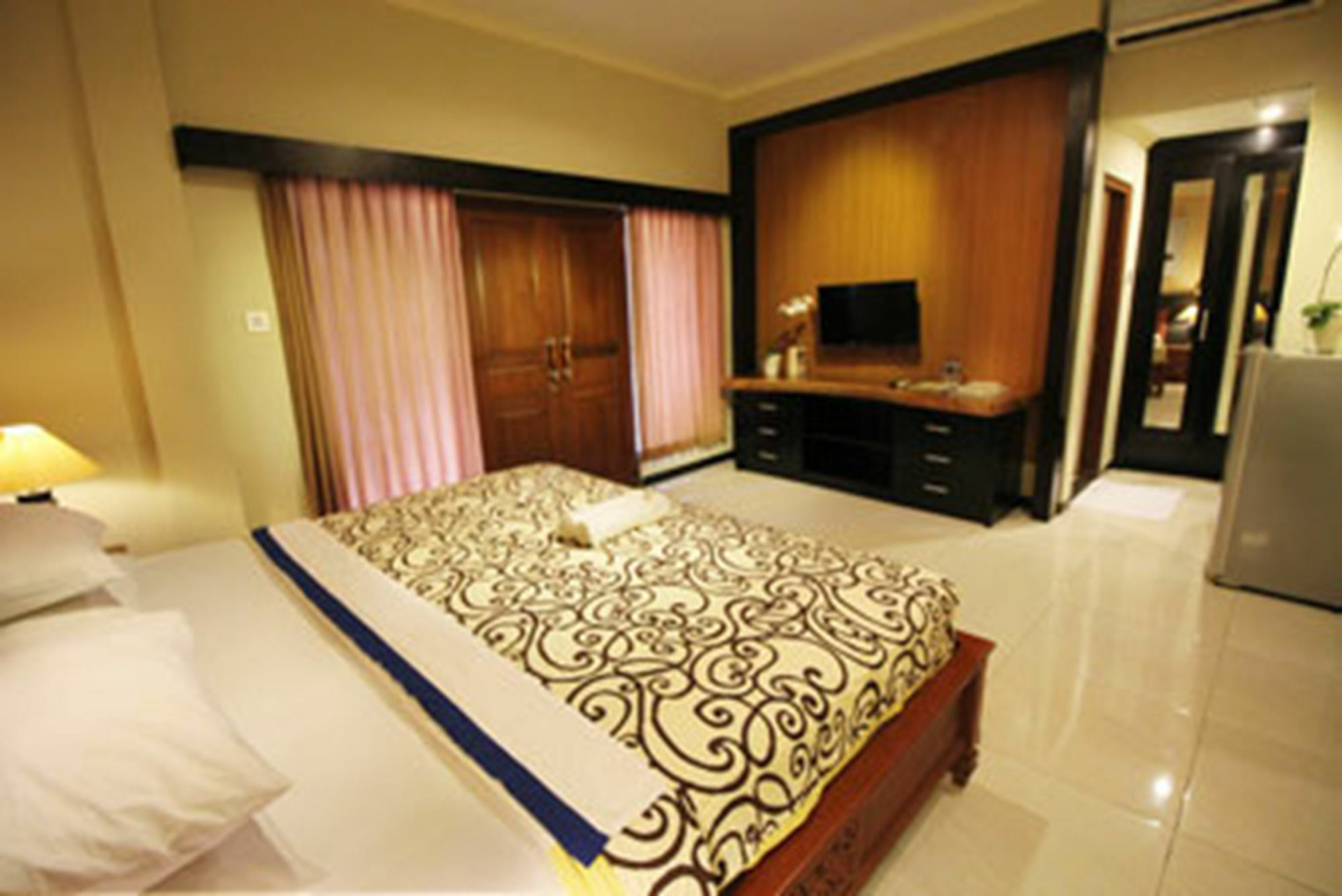 Jepun Bali Hotel Kuta Lombok Exterior foto